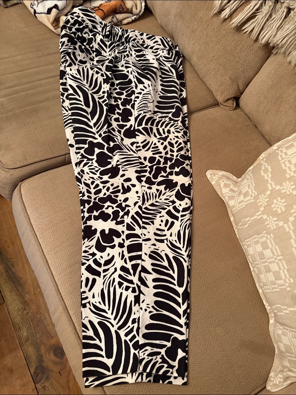 Talbots Black and White Cropped Pants - Tropical Print